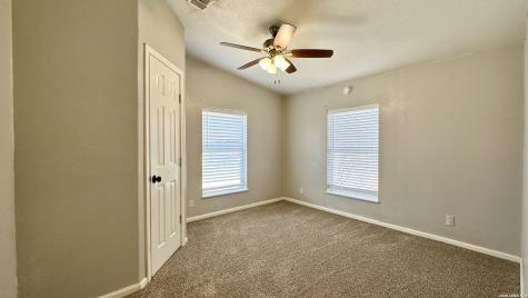 1545 County Road 665 Devine TX 78016