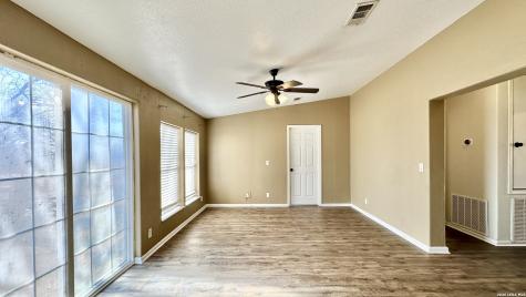 1545 County Road 665 Devine TX 78016