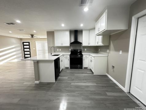 8426 Glen Court San Antonio TX 78239