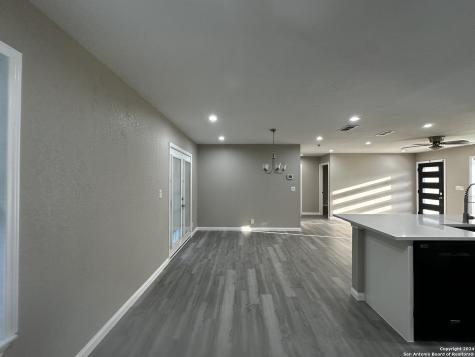 8426 Glen Court San Antonio TX 78239