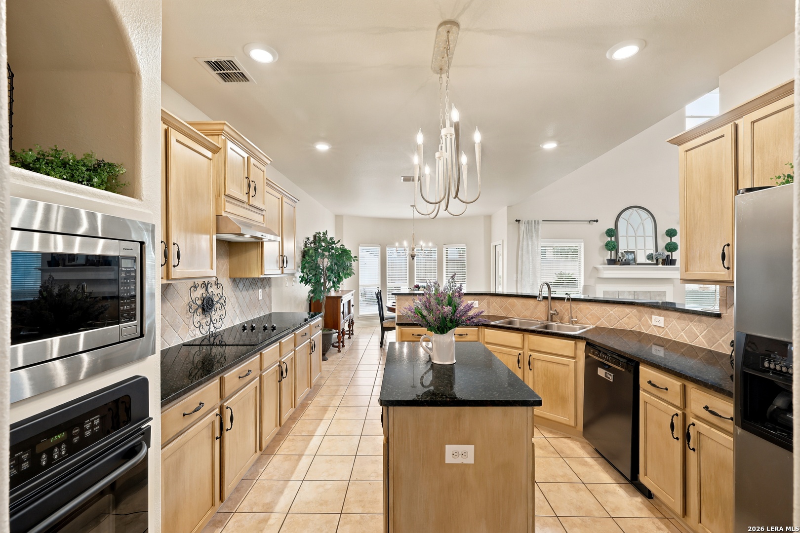 2707 Summit View San Antonio TX 78261