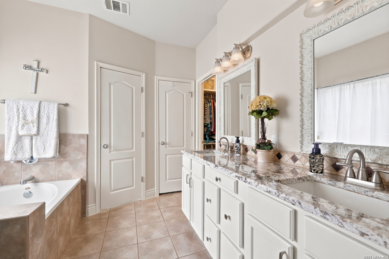 2707 Summit View San Antonio TX 78261