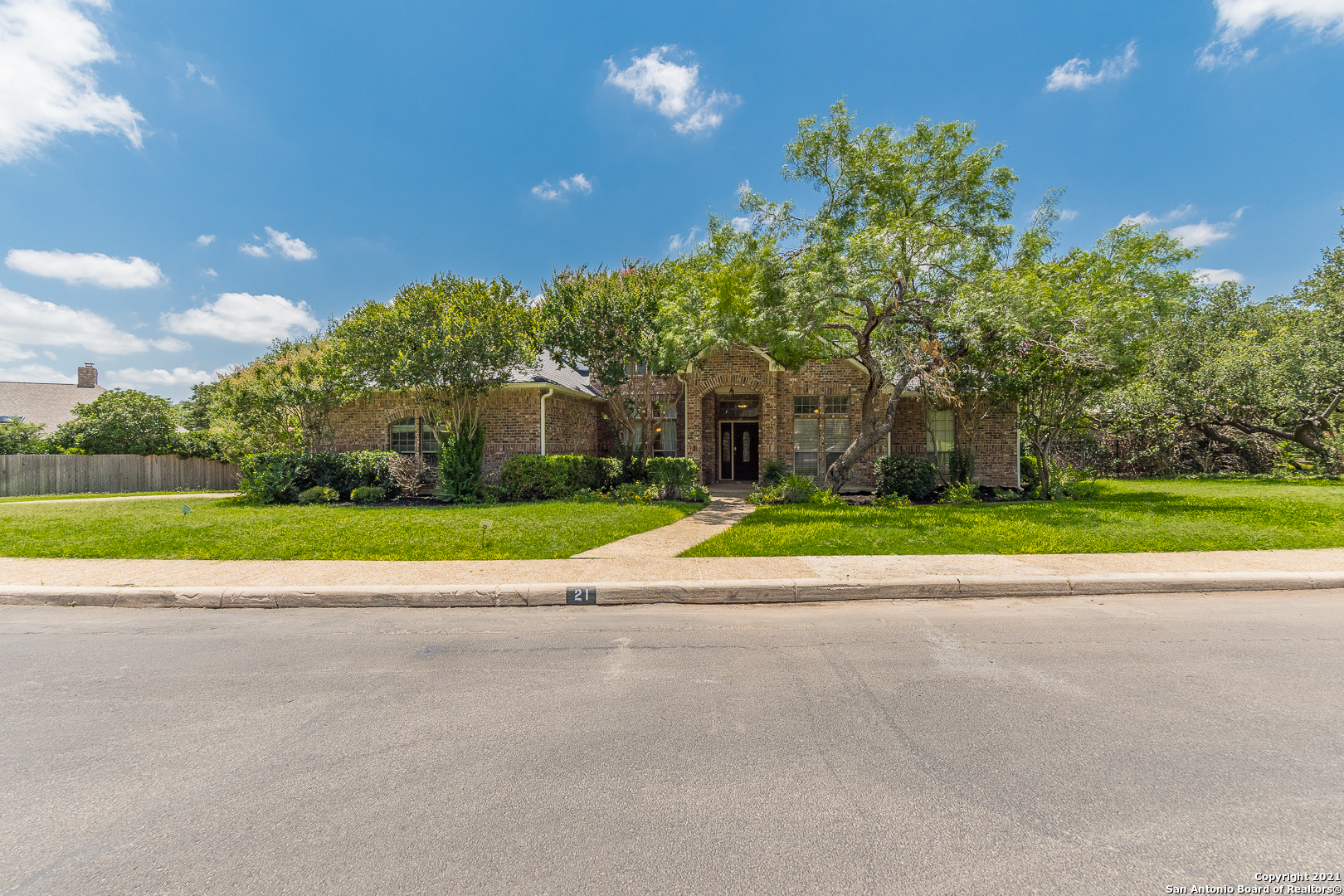 21 Inwood Bluff San Antonio TX 78248