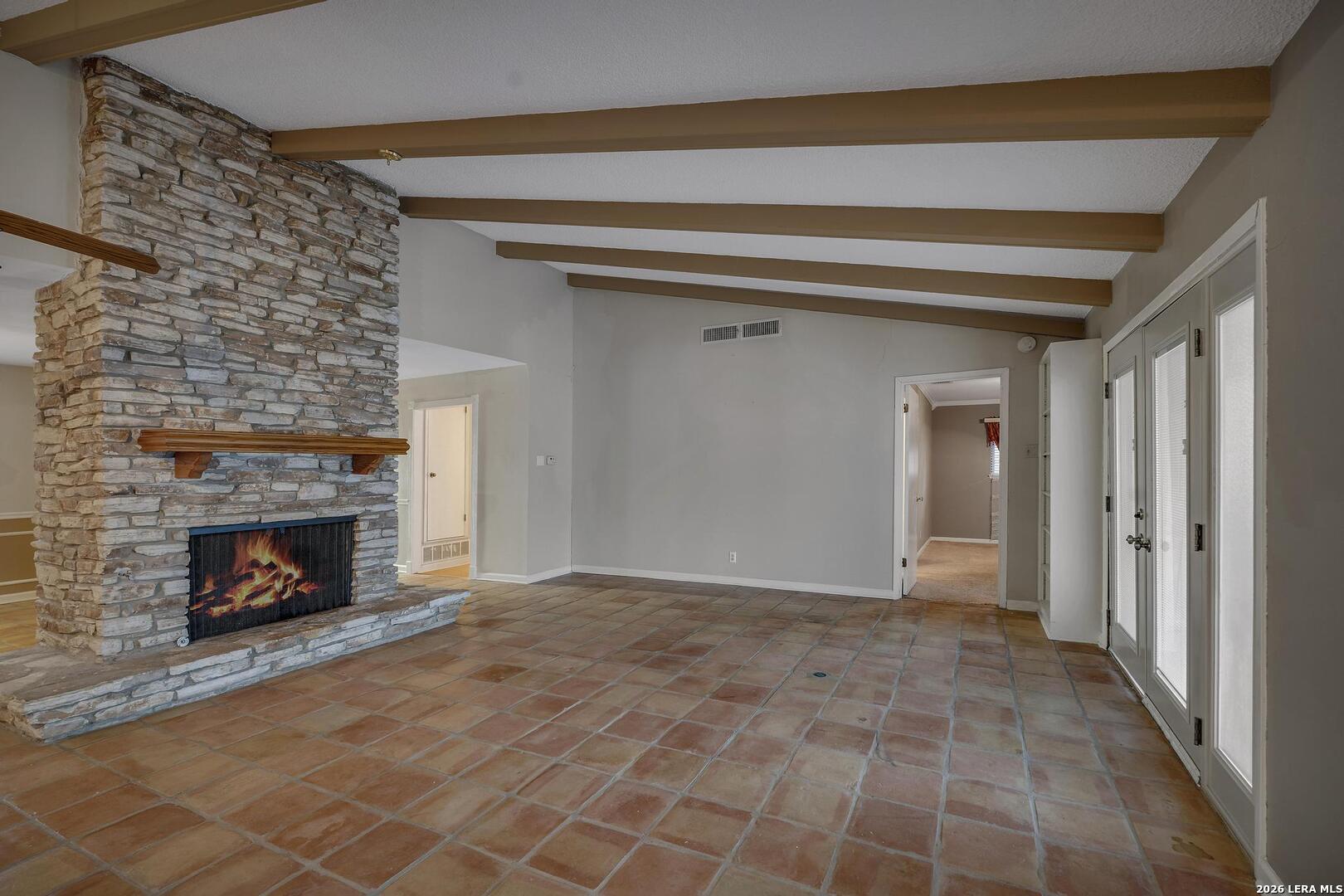 602 Moorside Windcrest TX 78239