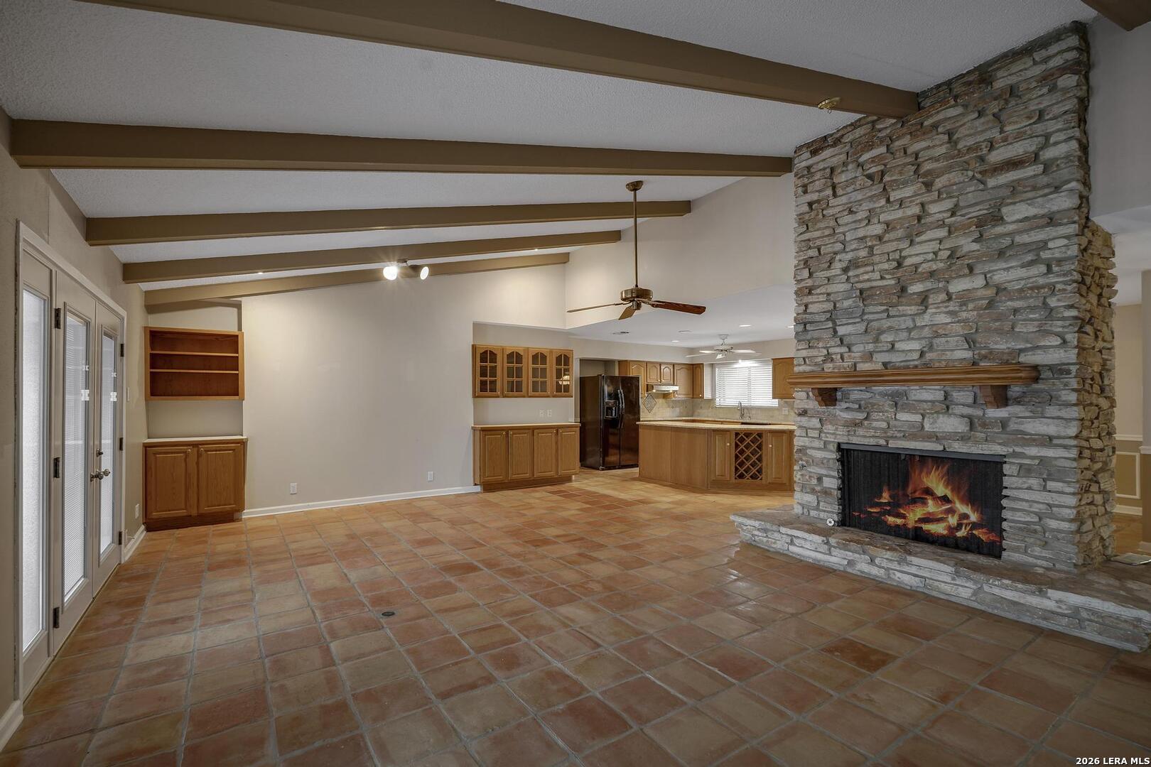 602 Moorside Windcrest TX 78239
