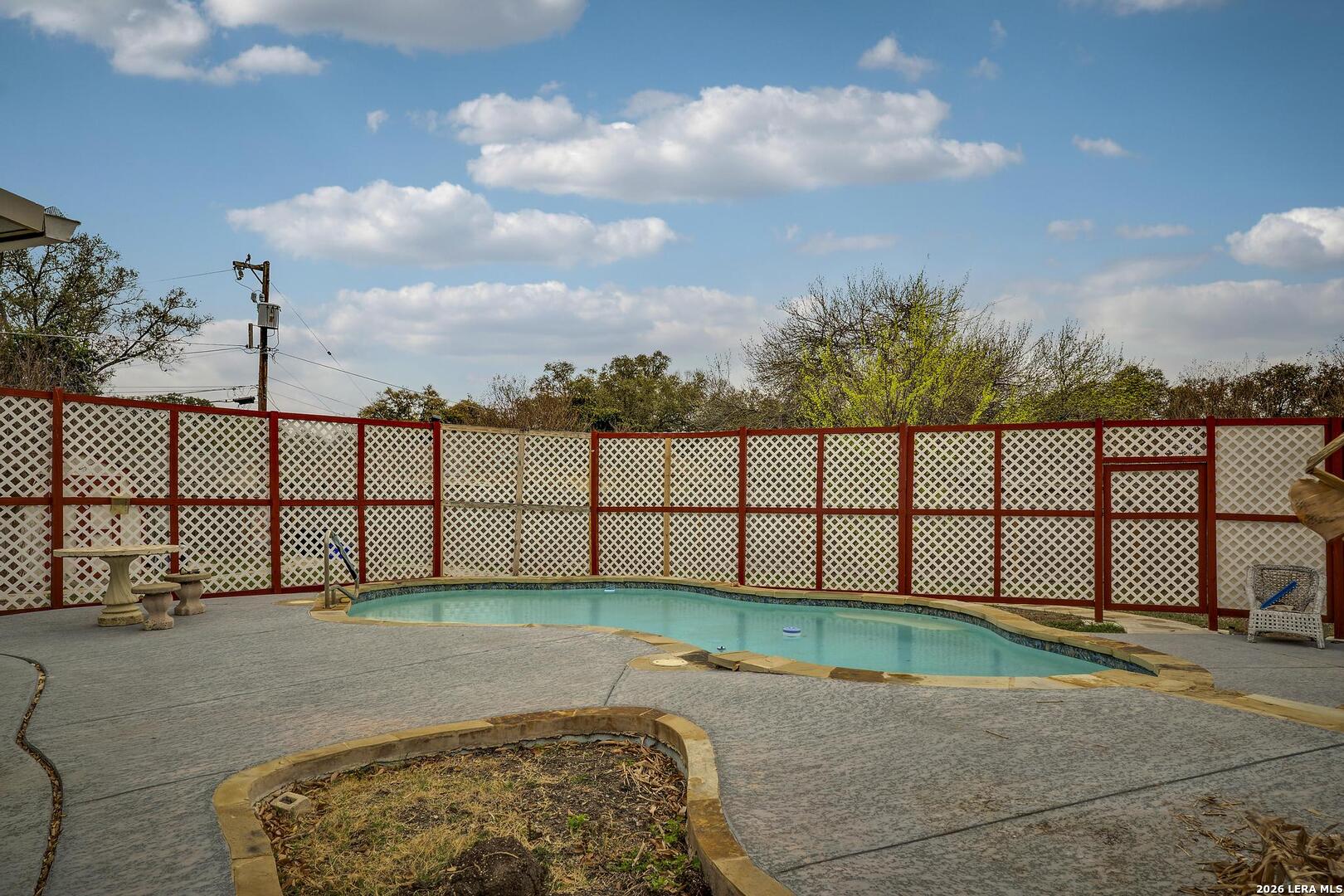 602 Moorside Windcrest TX 78239