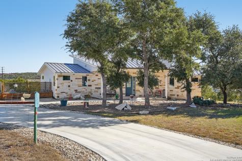 145 Longhorn Trail Kerrville TX 78028
