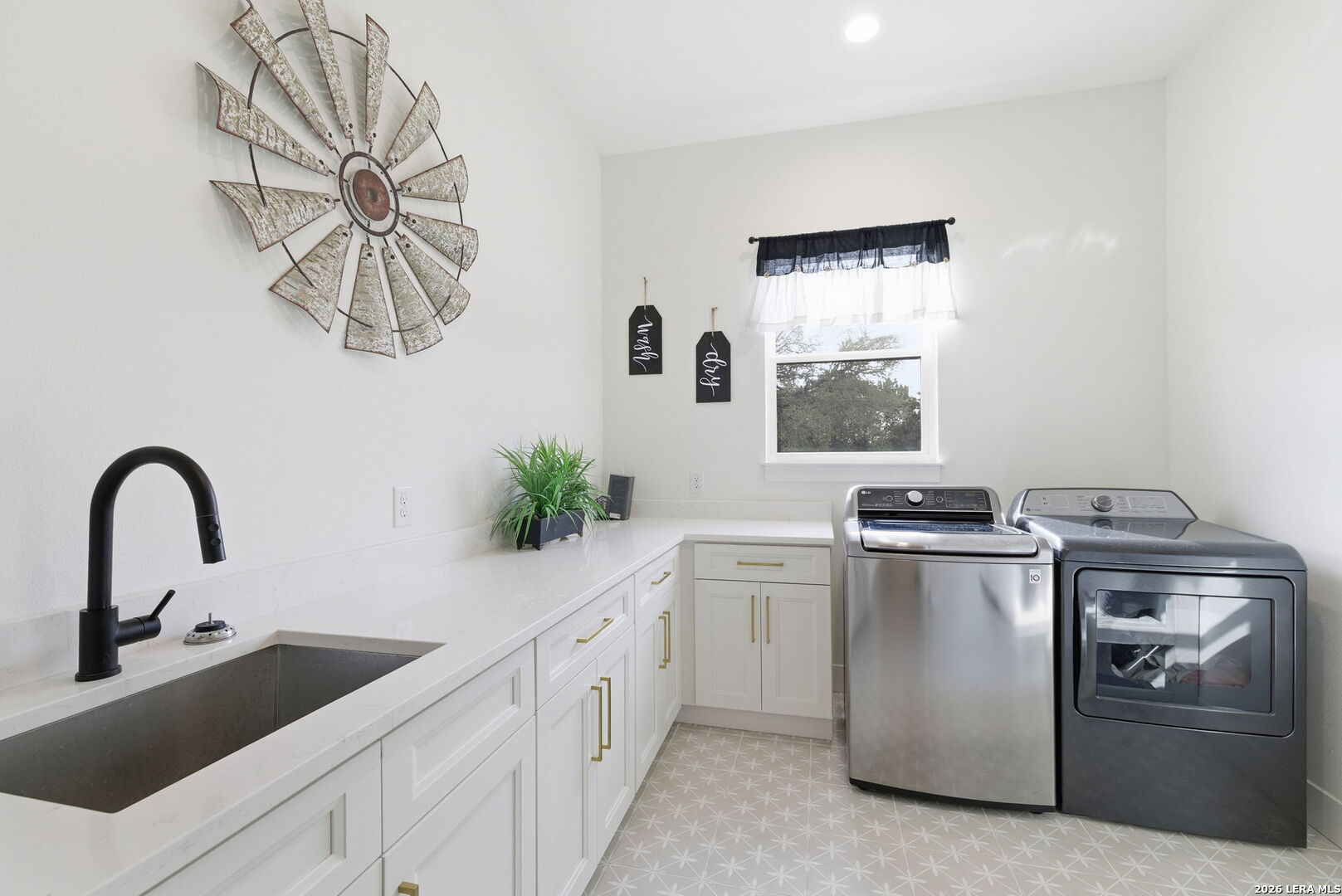 541 Rio Azul Drive Pipe Creek TX 78063