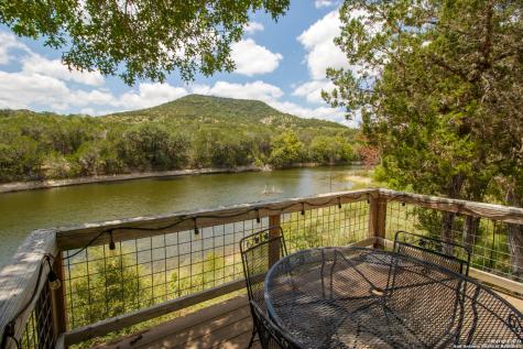 380 Live Oak Trail Tarpley TX 78883