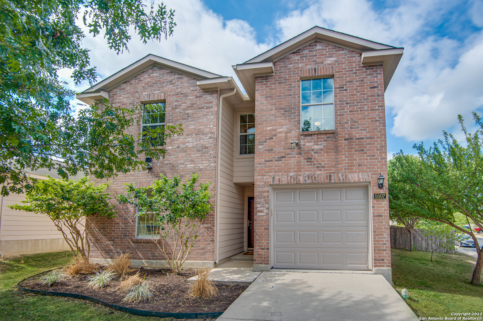 5507 Butch Canyon San Antonio TX 78252
