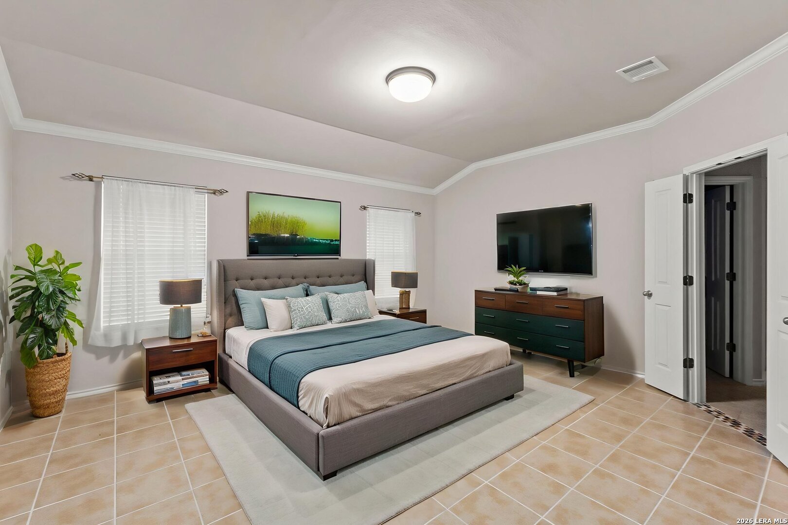 806 Point Valley San Antonio TX 78253