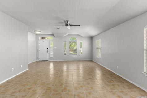 806 Point Valley San Antonio TX 78253