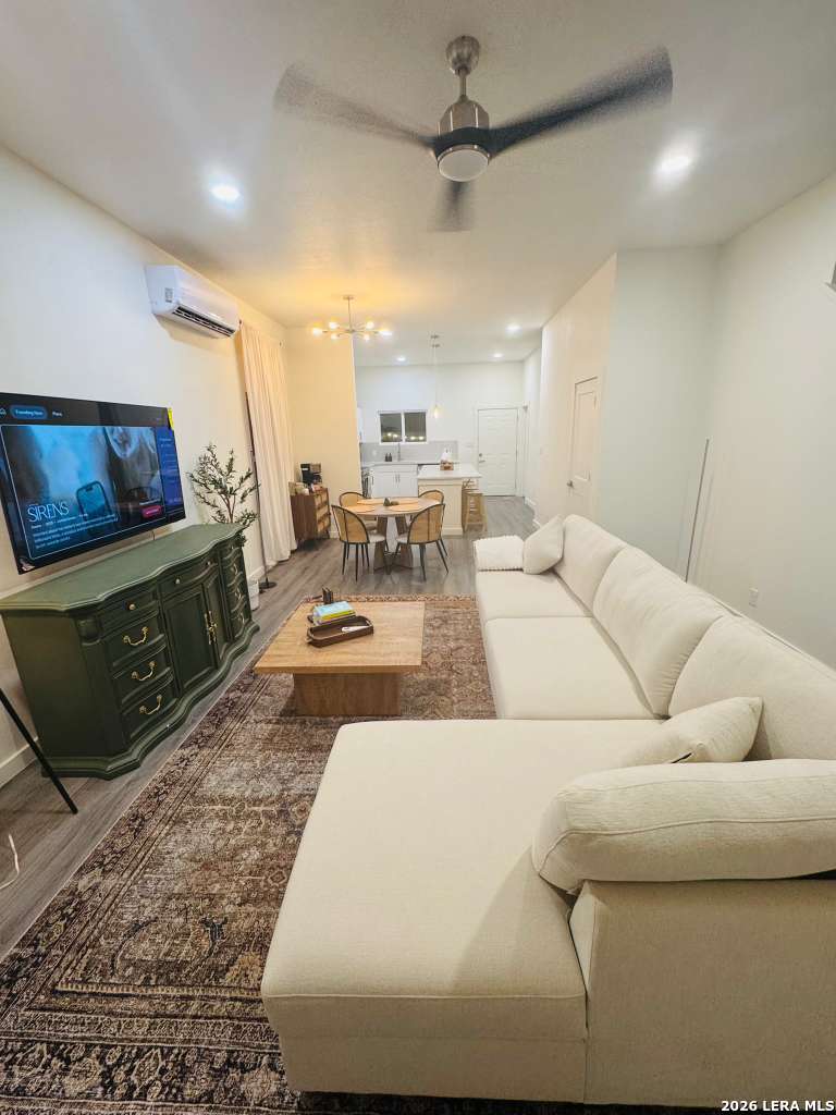 1031 S Gevers Street San Antonio TX 78210
