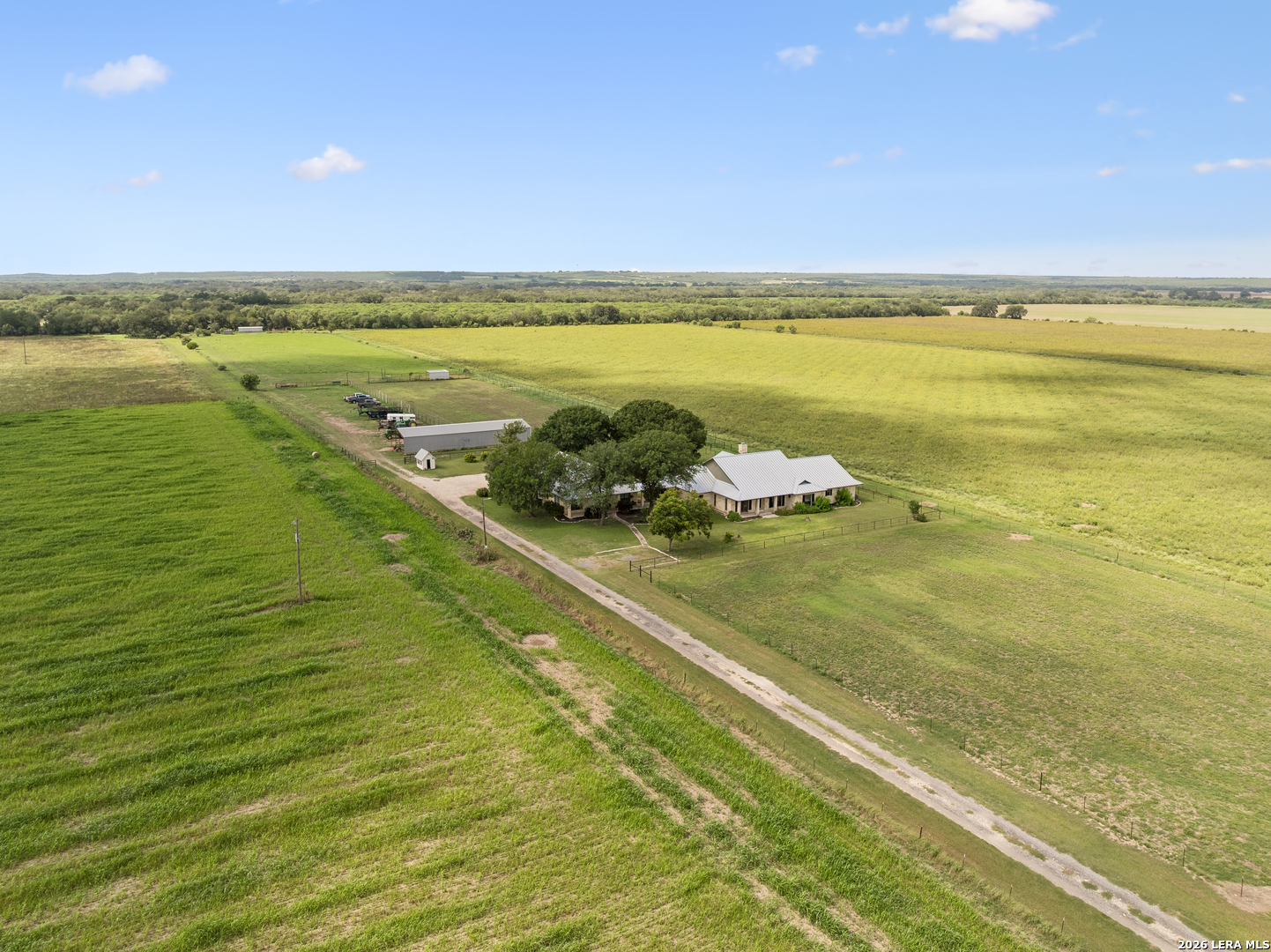 700 County Road 544 Hondo TX 78861
