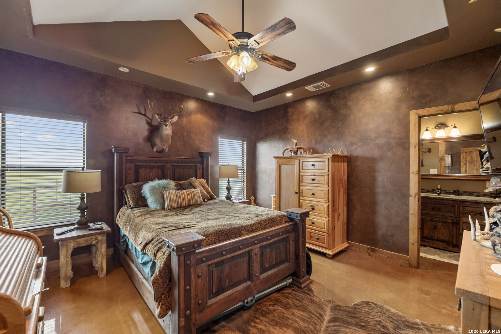 700 County Road 544 Hondo TX 78861