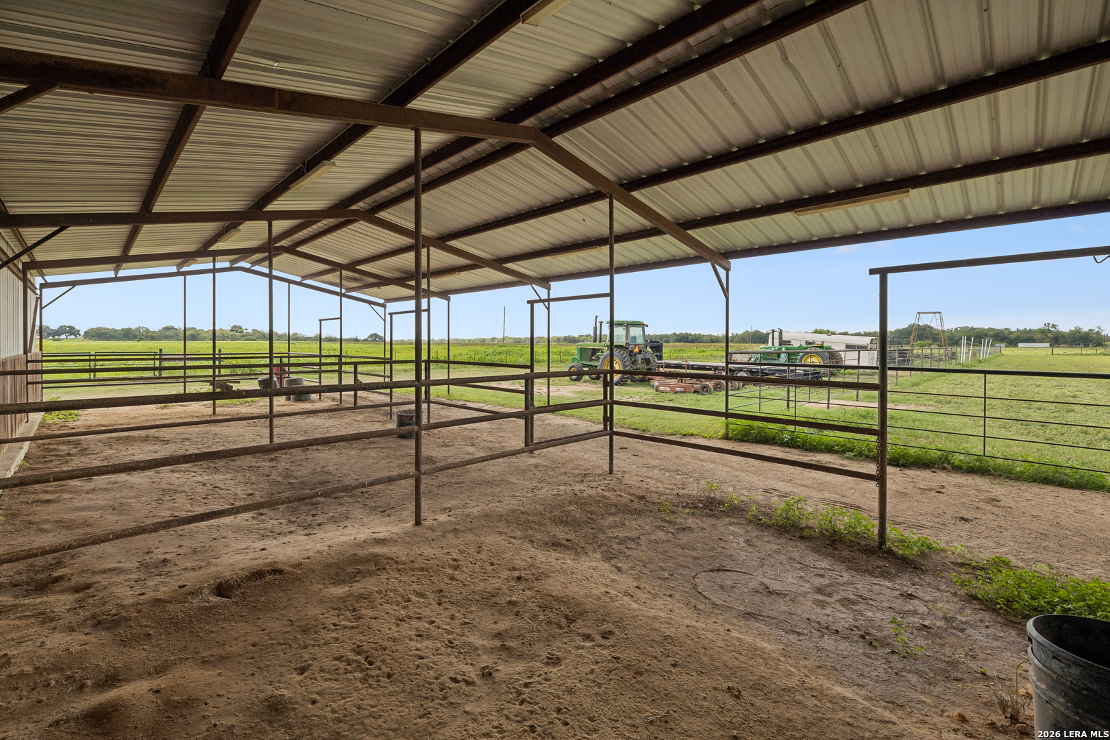 700 County Road 544 Hondo TX 78861
