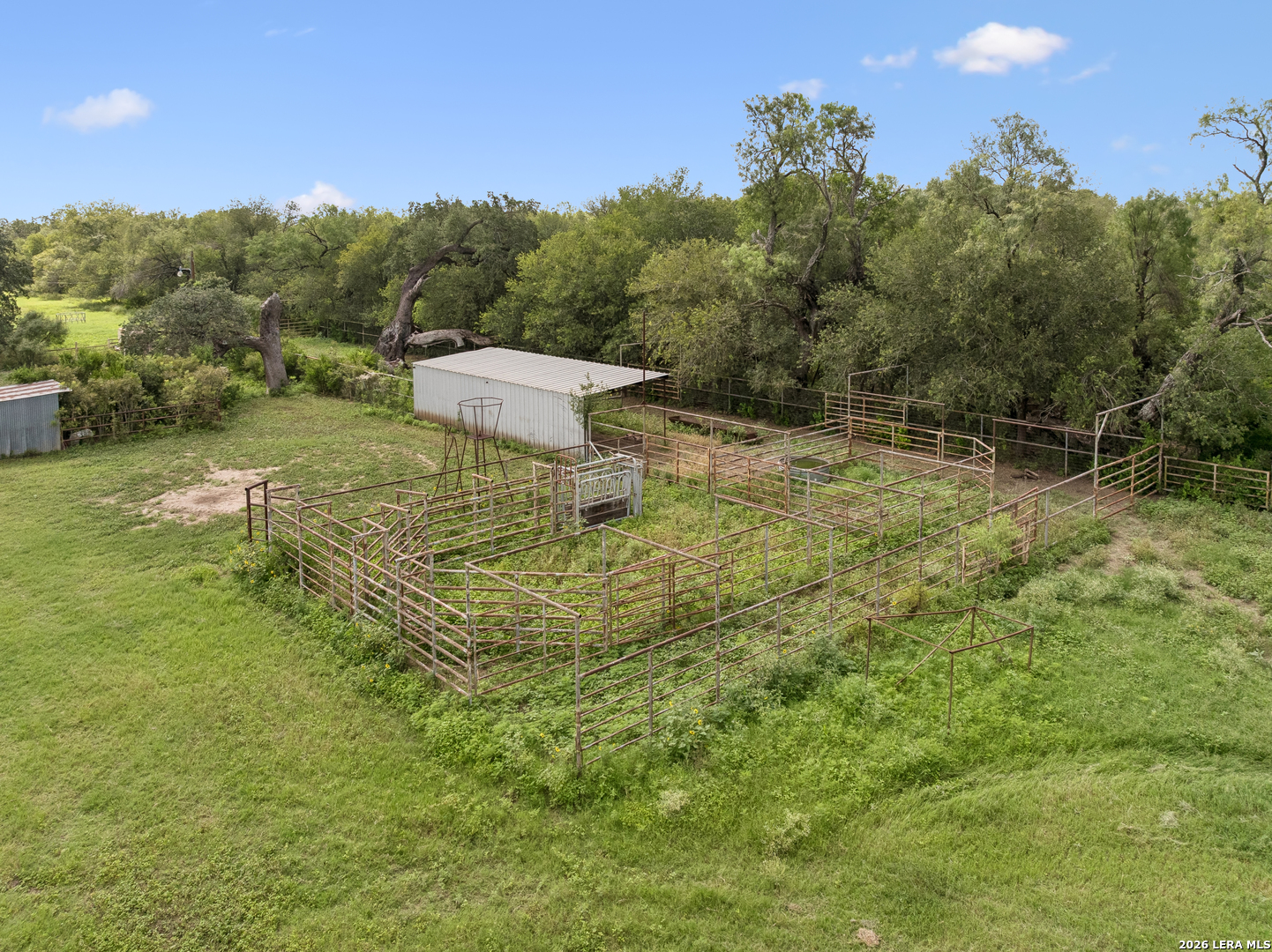 700 County Road 544 Hondo TX 78861