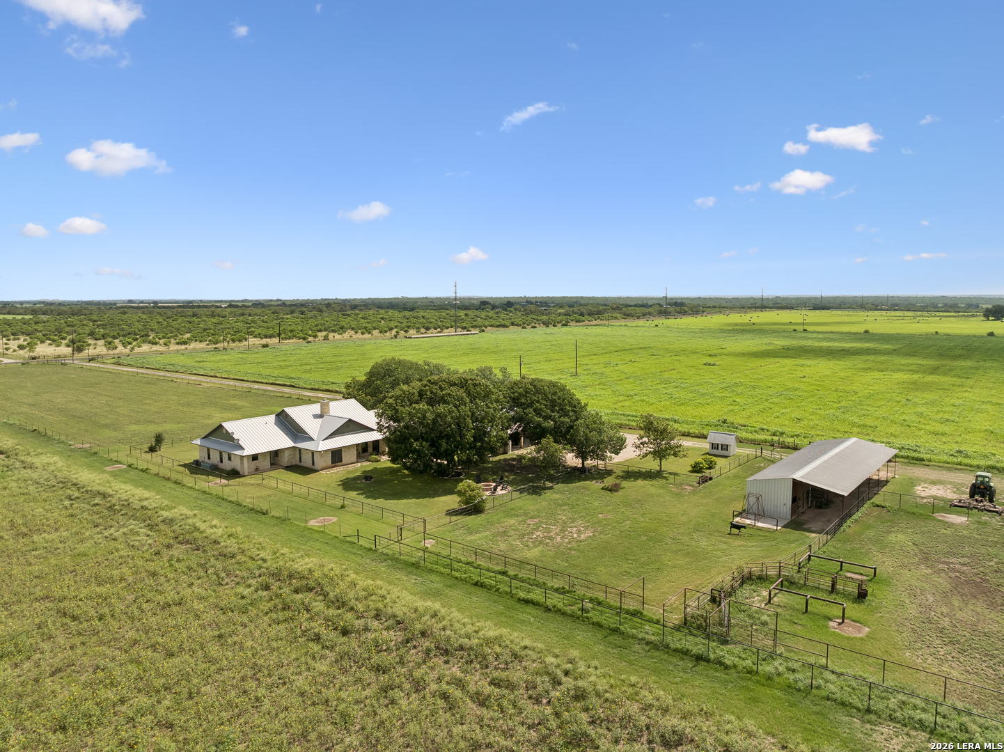 700 County Road 544 Hondo TX 78861