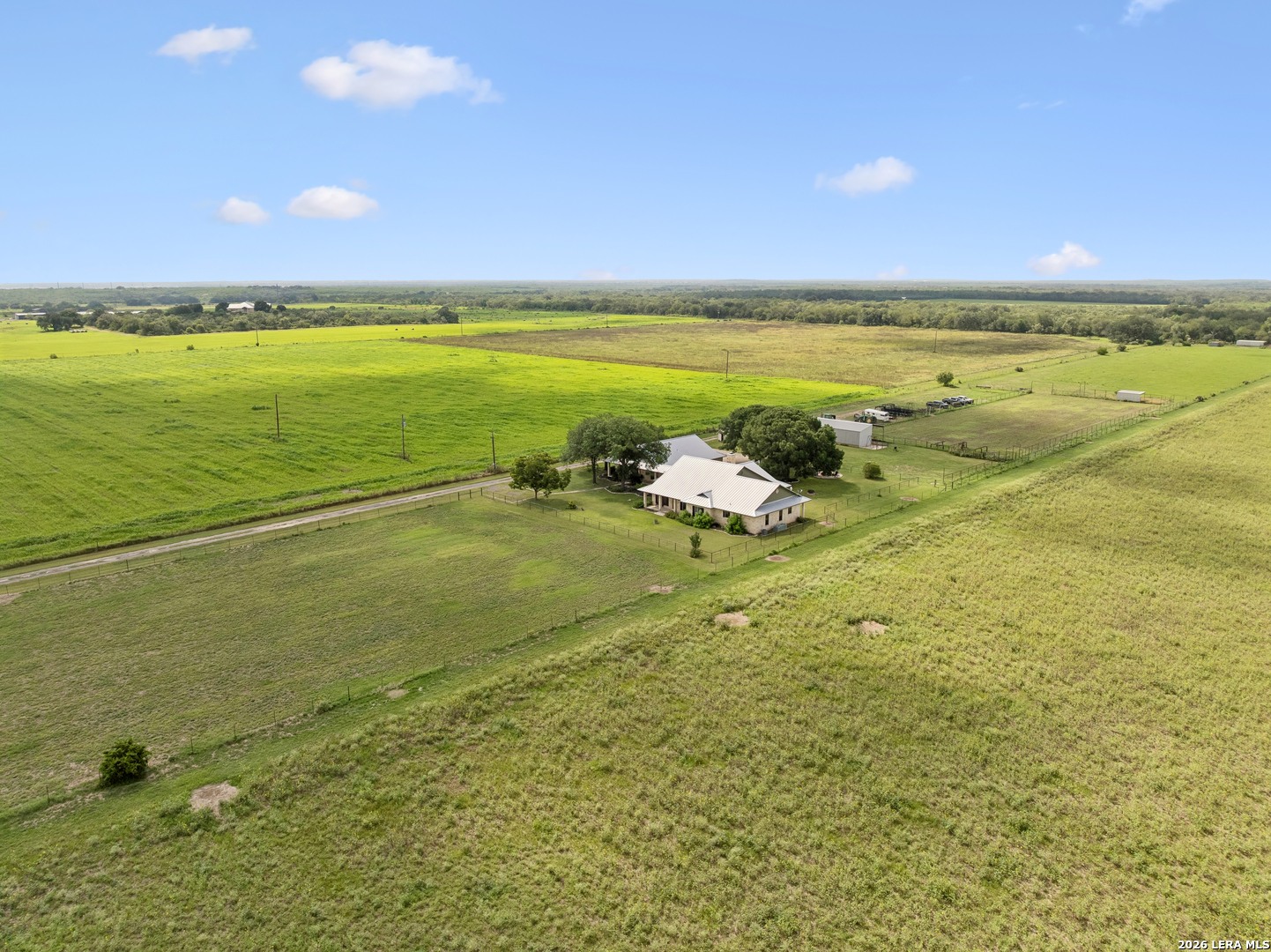 700 County Road 544 Hondo TX 78861