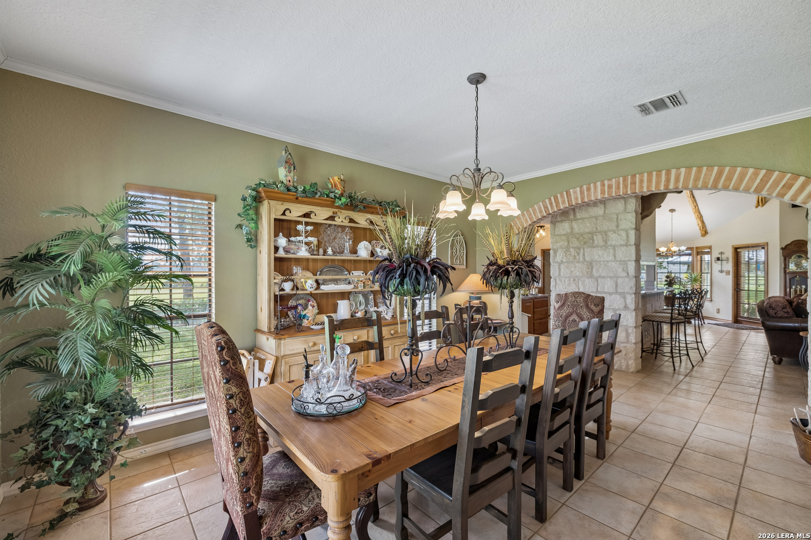 700 County Road 544 Hondo TX 78861