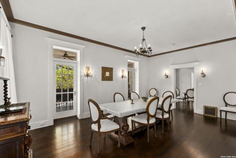 110 E Mulberry San Antonio TX 78212