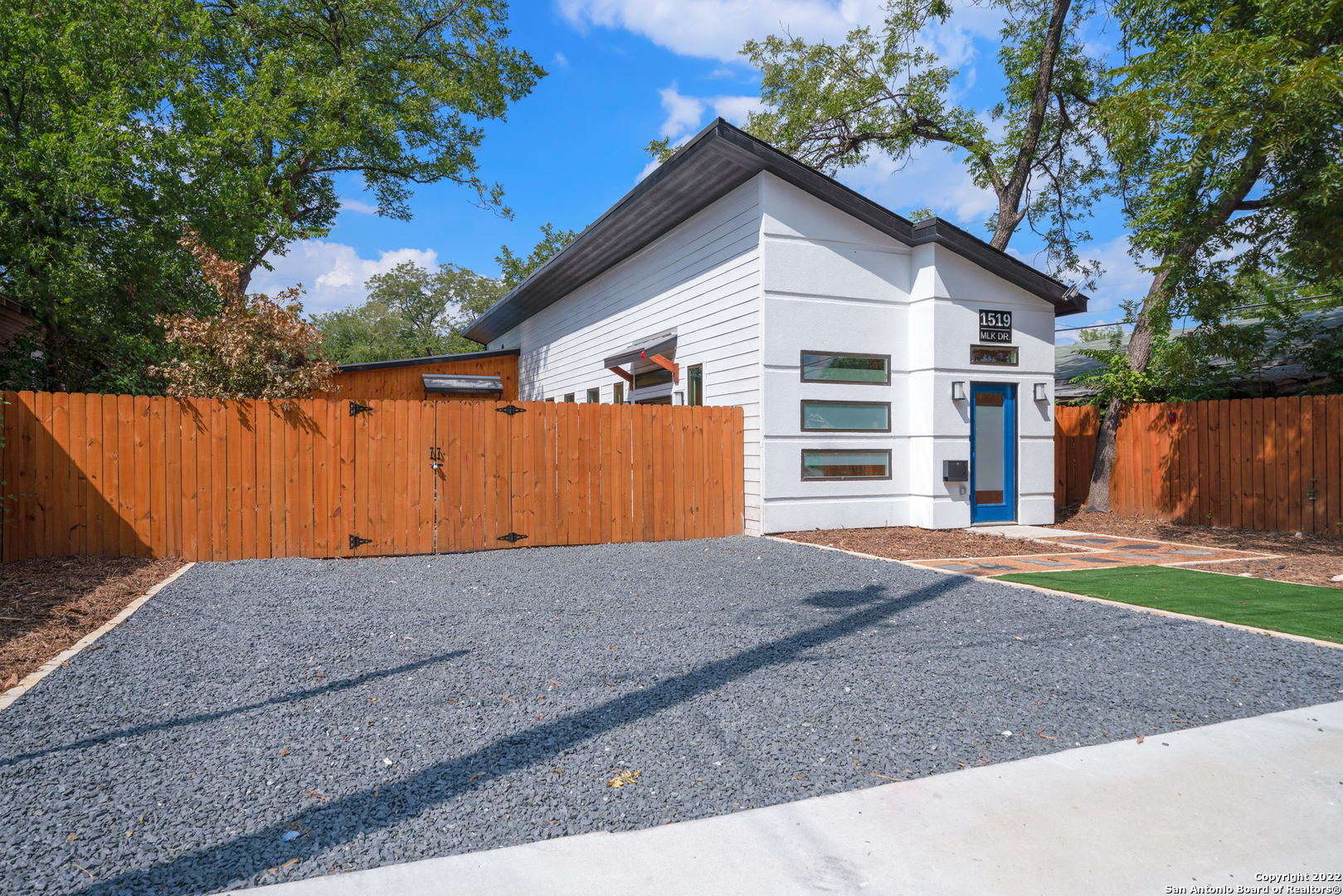 1519 Martin Luther King Drive San Antonio TX 78203