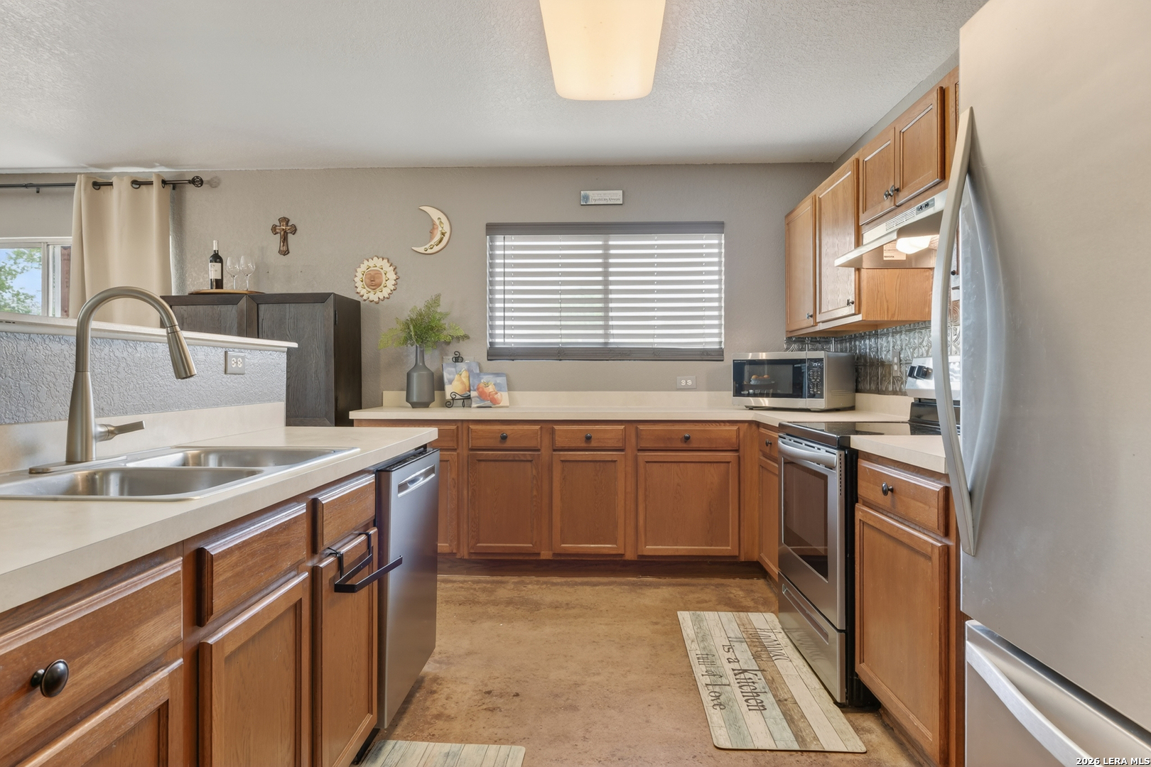 209 Gatewood Falls Cibolo TX 78108