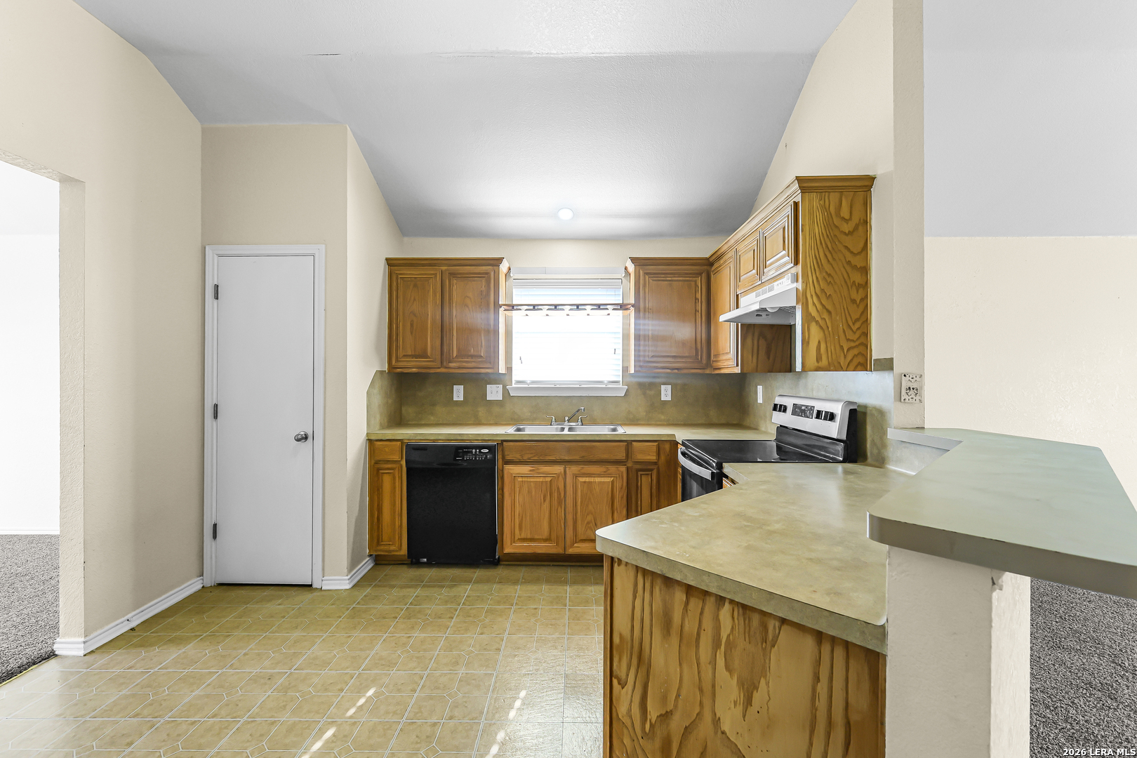6050 Lakefront San Antonio TX 78222