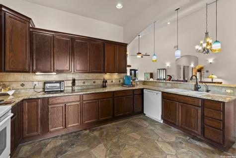 573 Hondo Oaks Drive Tarpley TX 78883