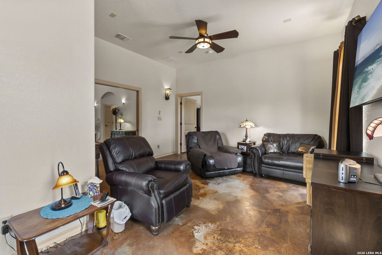 573 Hondo Oaks Drive Tarpley TX 78883
