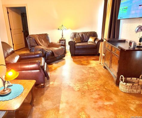 573 Hondo Oaks Drive Tarpley TX 78883