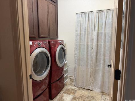 573 Hondo Oaks Drive Tarpley TX 78883