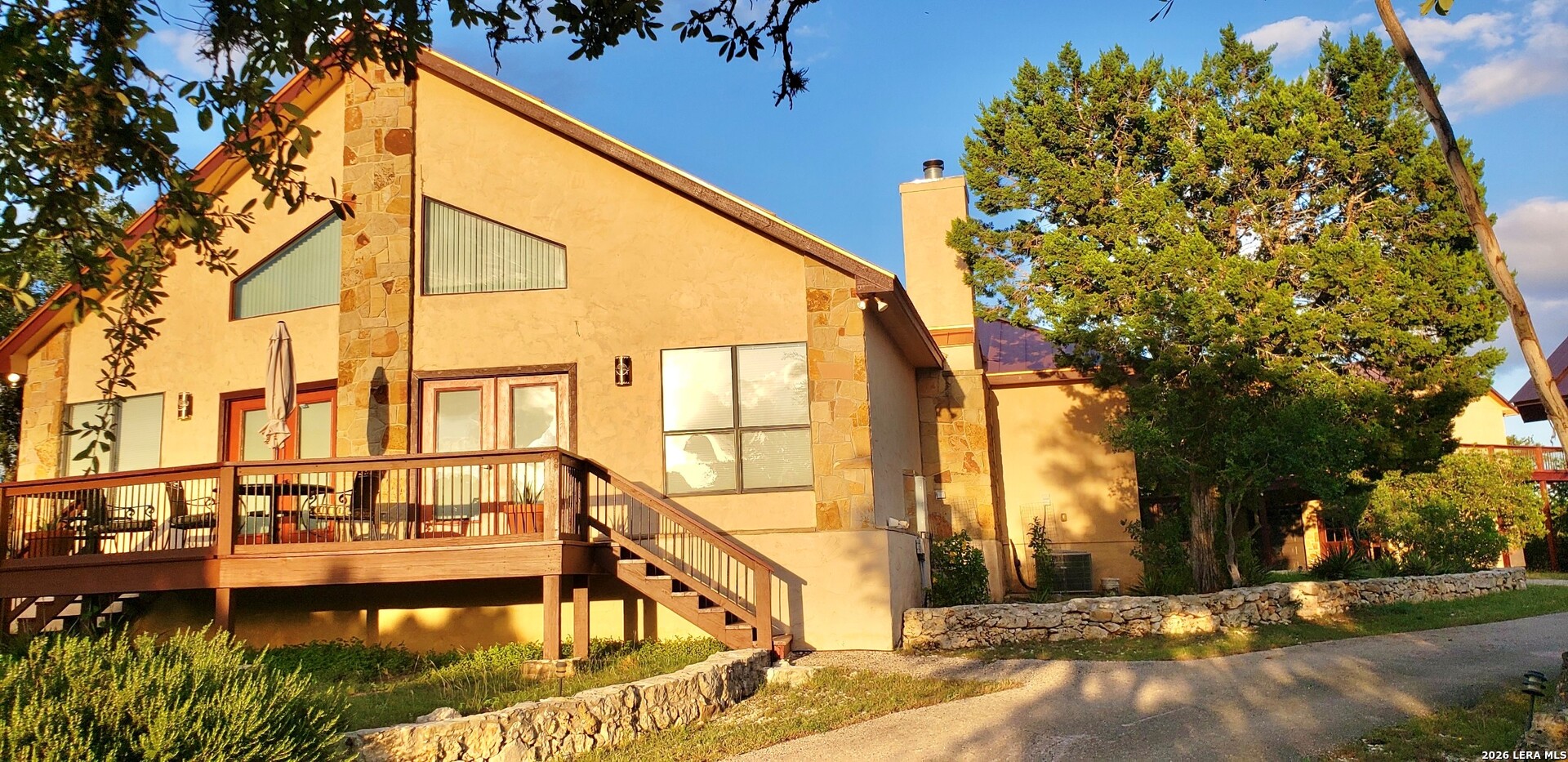 573 Hondo Oaks Drive Tarpley TX 78883