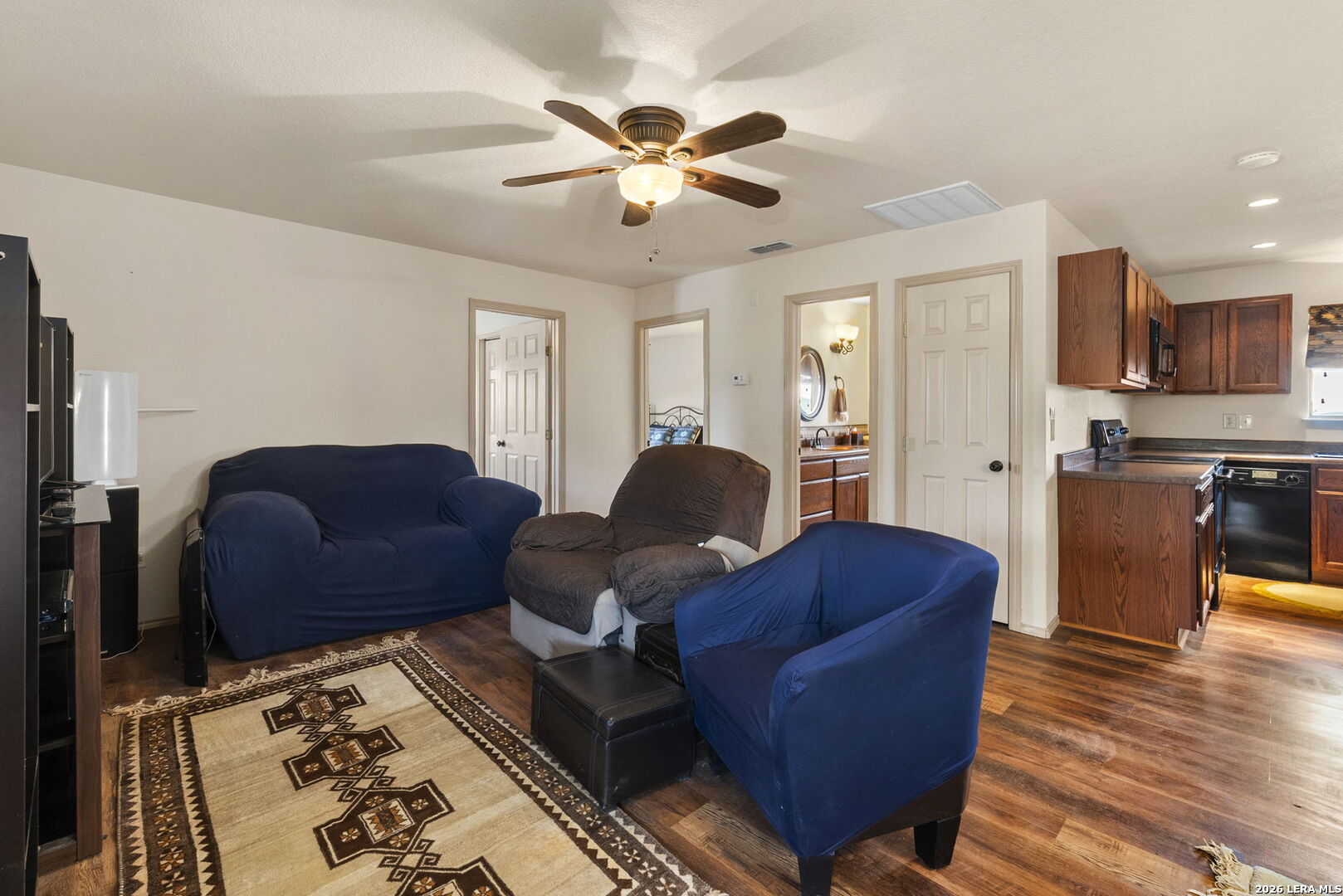 573 Hondo Oaks Drive Tarpley TX 78883