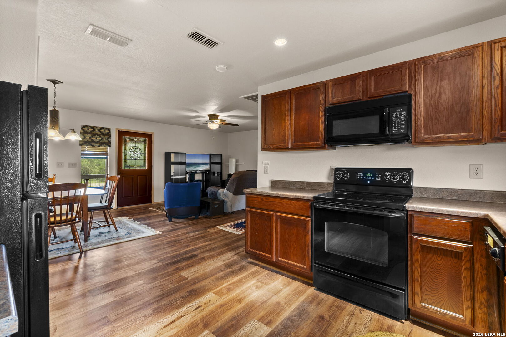 573 Hondo Oaks Drive Tarpley TX 78883