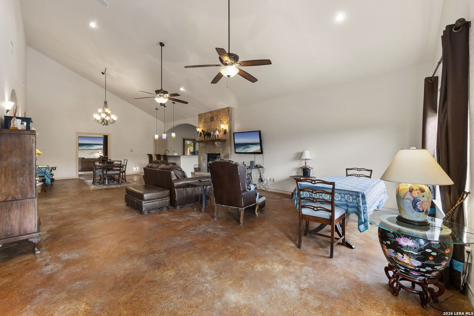 573 Hondo Oaks Drive Tarpley TX 78883