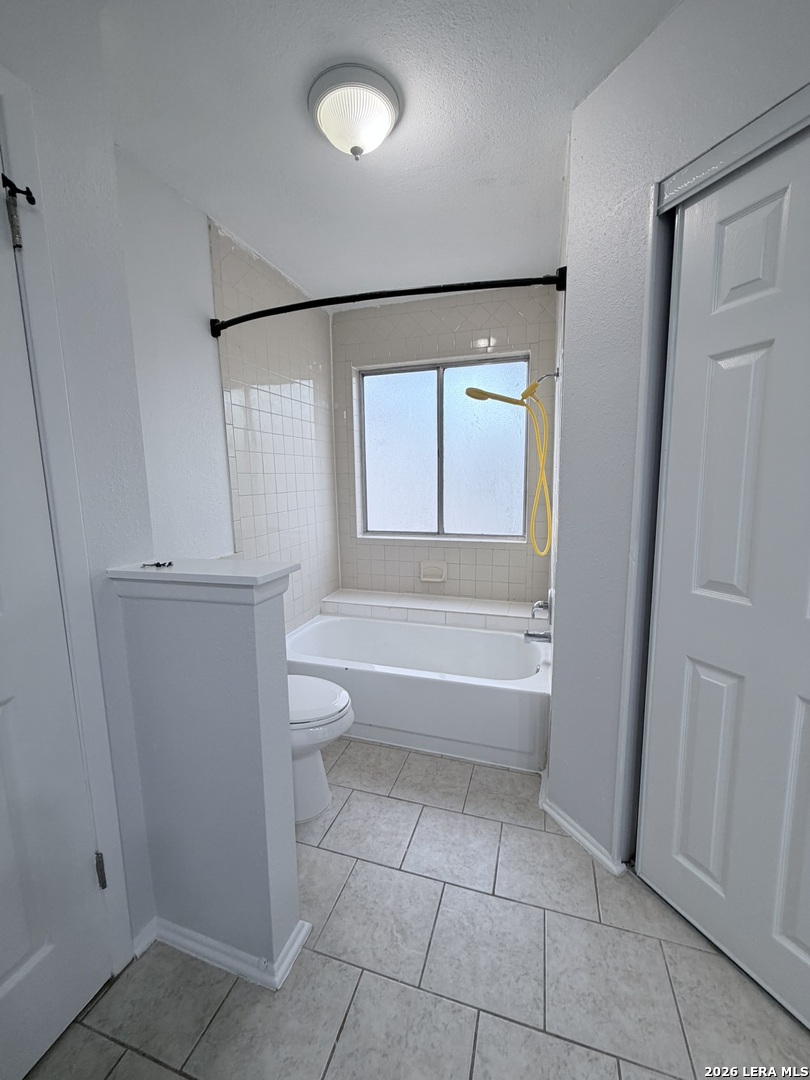 5758 Spring Moon Street San Antonio TX 78247