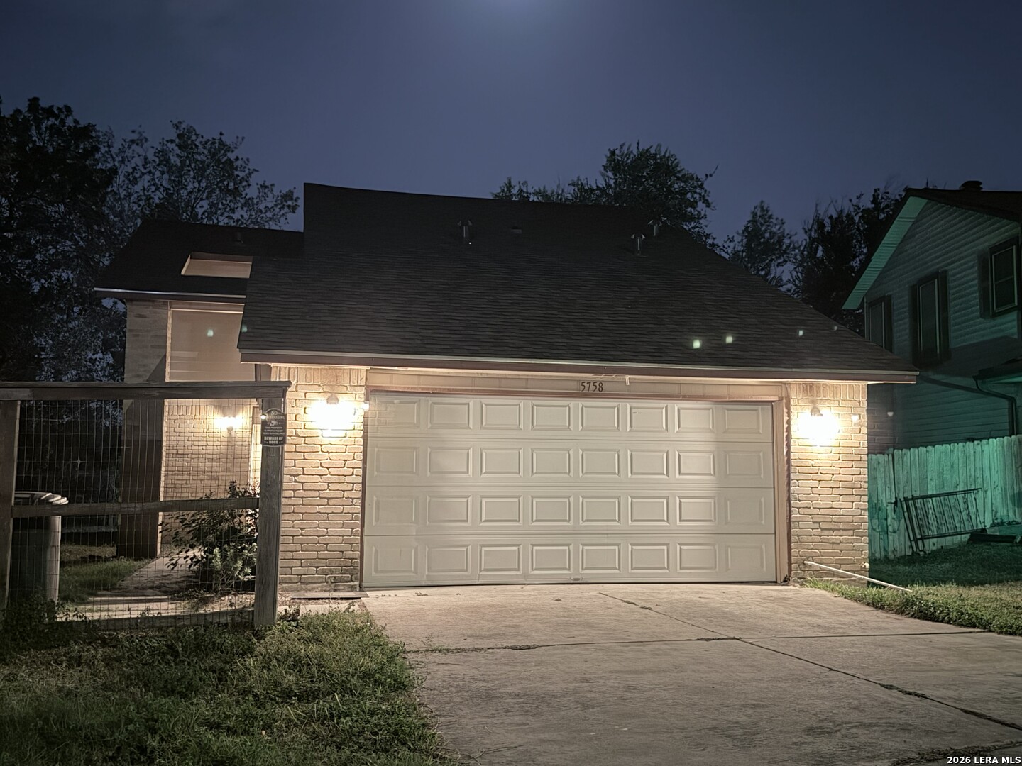 5758 Spring Moon Street San Antonio TX 78247