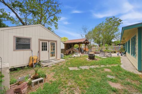 10111 Vigilante Trail Converse TX 78109