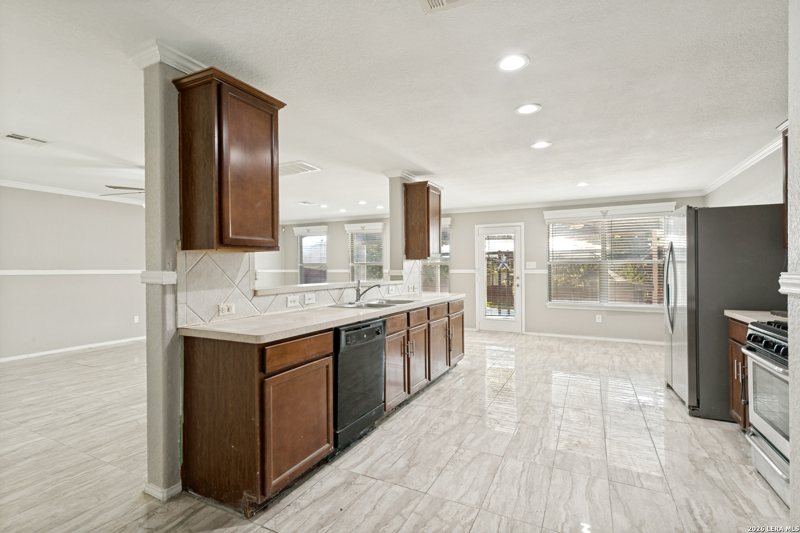 3019 Candleside Drive San Antonio TX 78244