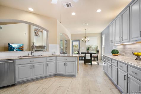 577 River Chase New Braunfels TX 78132