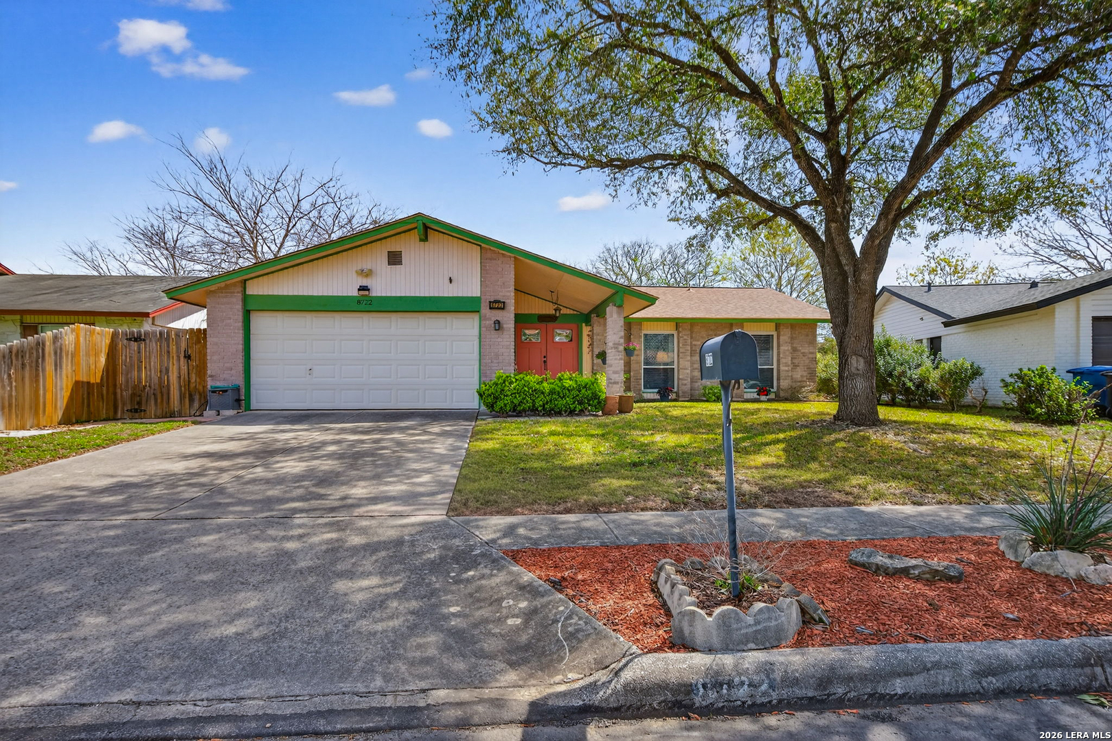 8722 Thatch San Antonio TX 78240