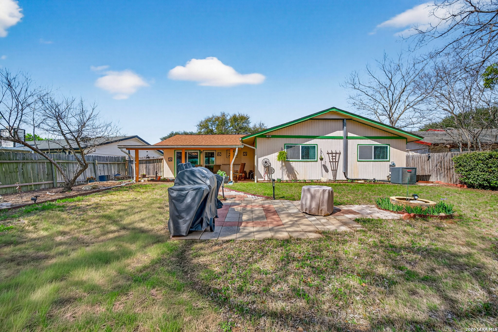 8722 Thatch San Antonio TX 78240