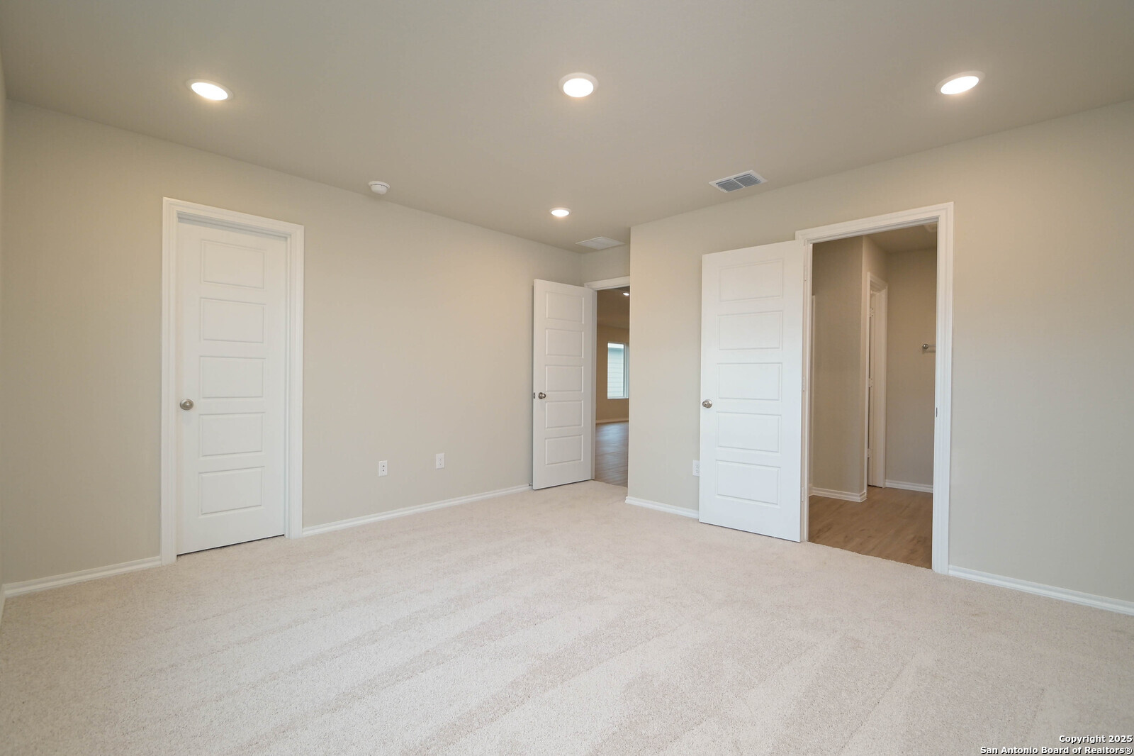 8570 Redhawk Lp San Antonio TX 78222