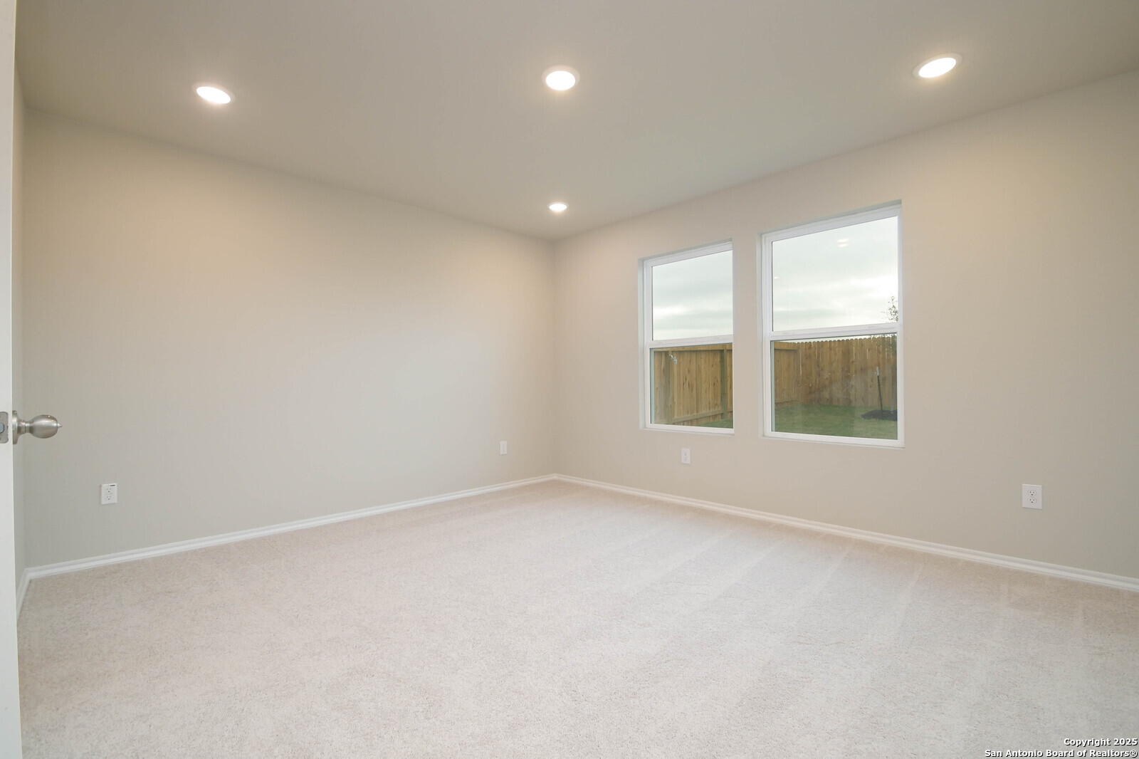 8570 Redhawk Lp San Antonio TX 78222