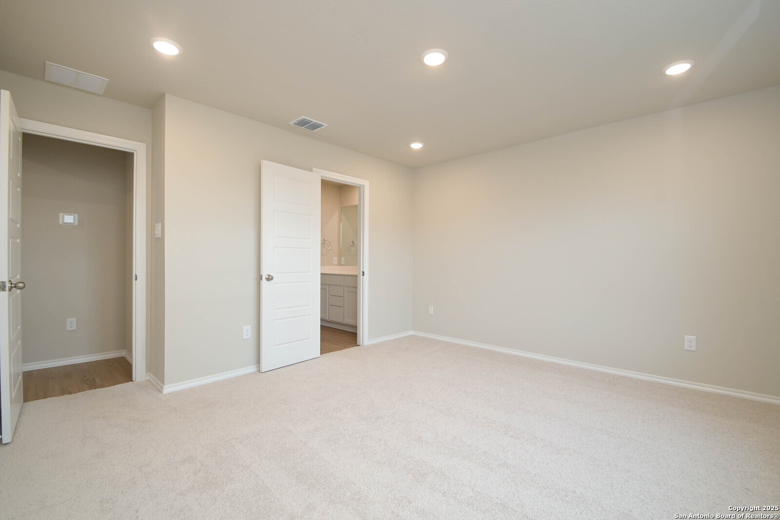 8570 Redhawk Lp San Antonio TX 78222