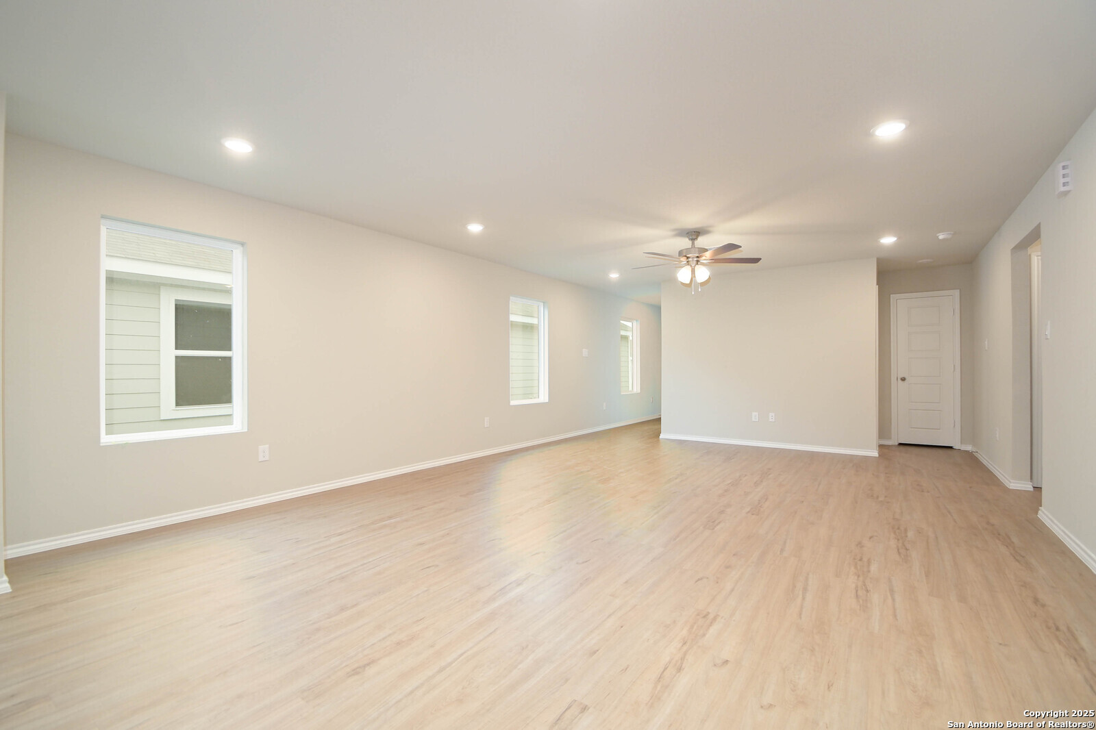 8570 Redhawk Lp San Antonio TX 78222