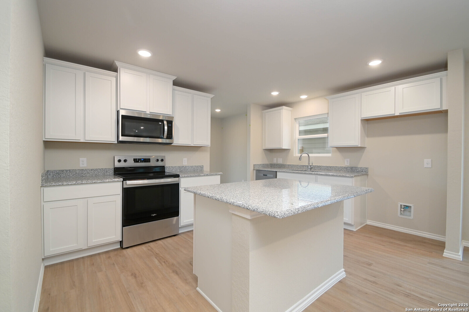 8570 Redhawk Lp San Antonio TX 78222