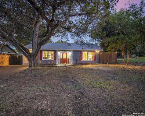 345 W Nacogdoches Street New Braunfels TX 78130