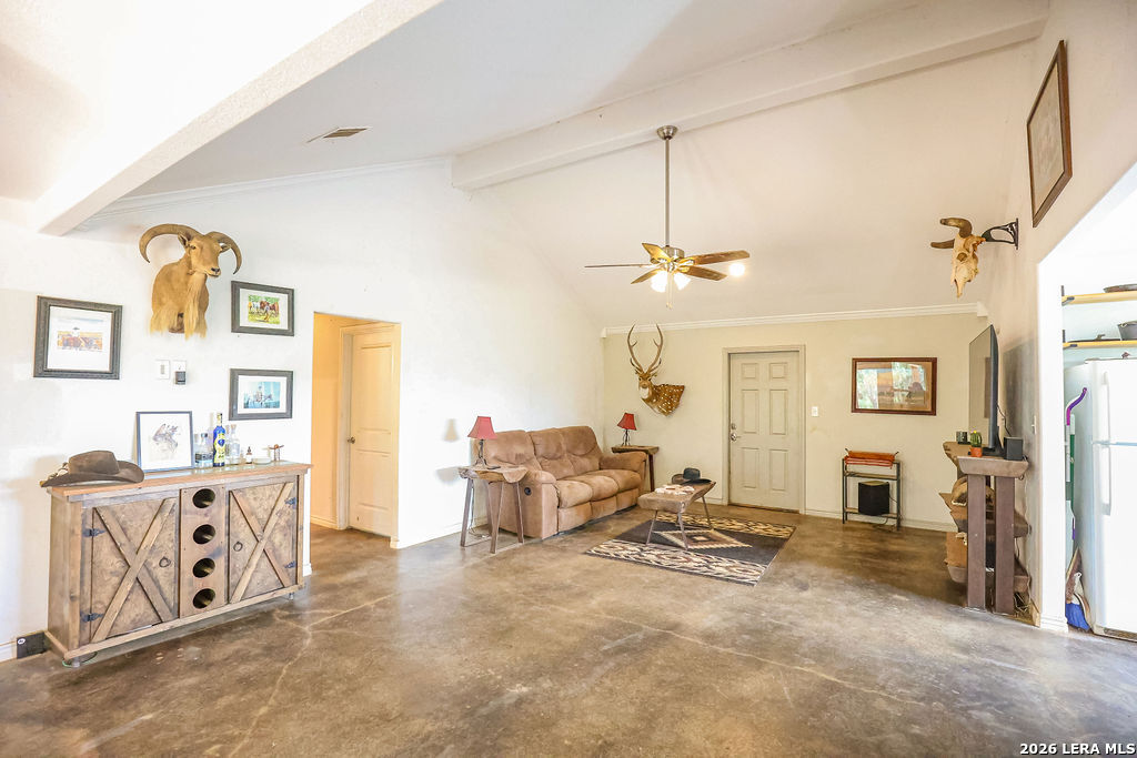 507 Buckhorn Drive London TX 76854